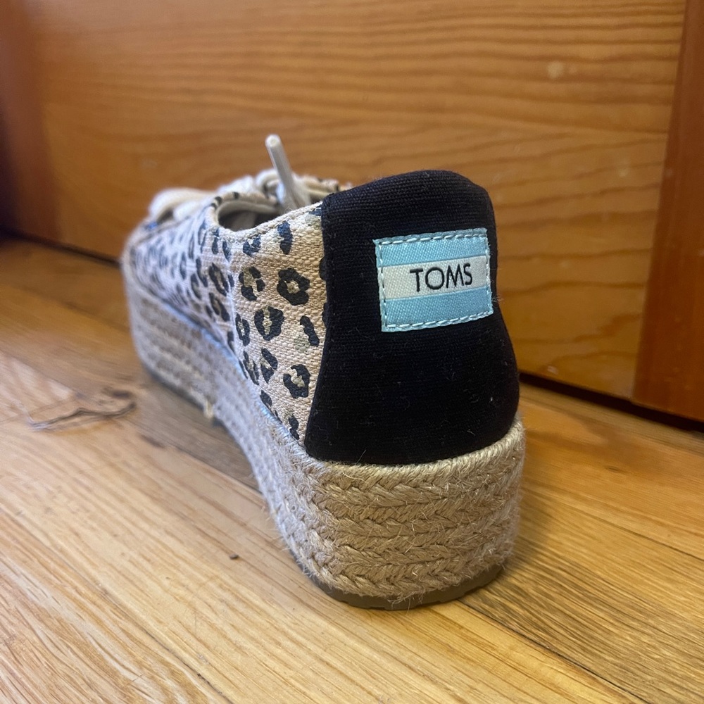 Tom leopard shoes